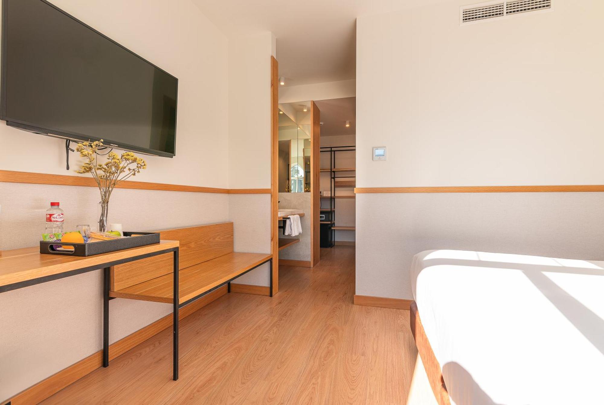 Sercotel El Balcon De La Bahia Suites Santander Exterior photo