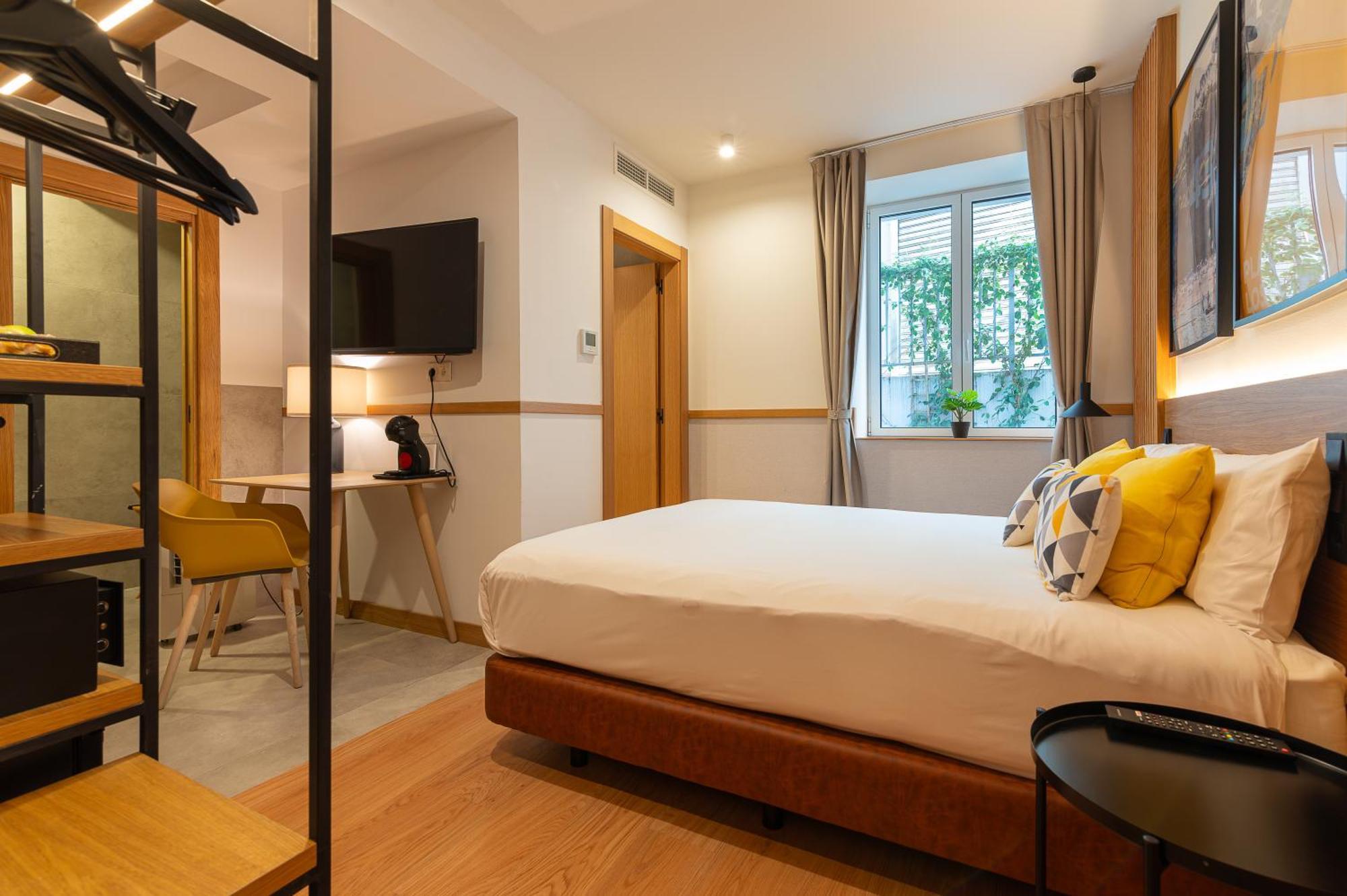 Sercotel El Balcon De La Bahia Suites Santander Room photo