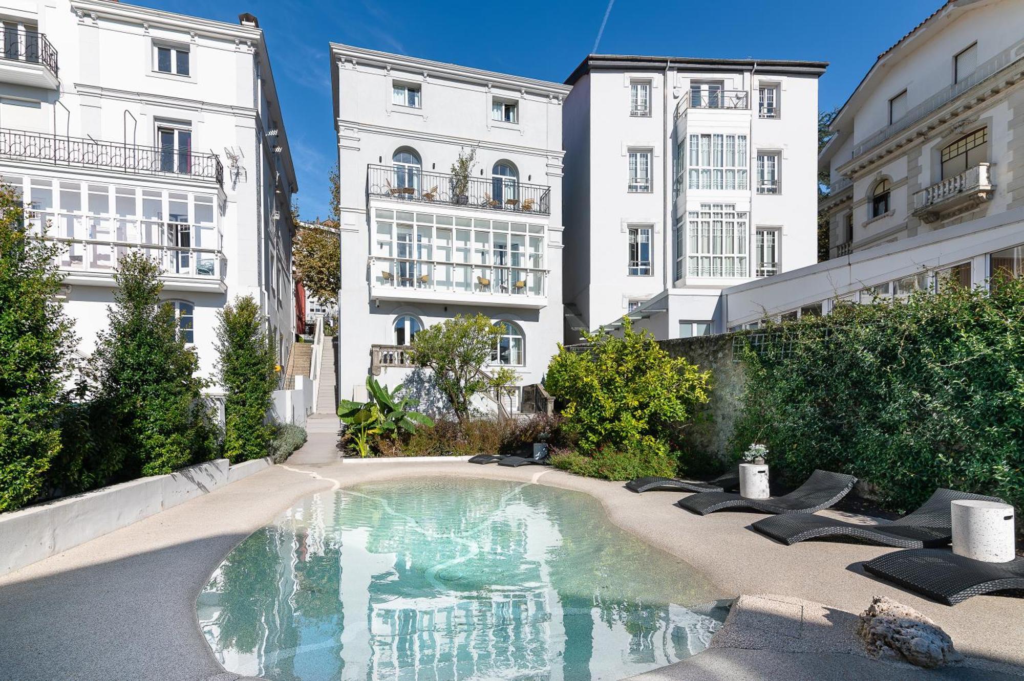 Sercotel El Balcon De La Bahia Suites Santander Exterior photo
